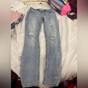 Stylish Light Blue Distressed Women Jeans